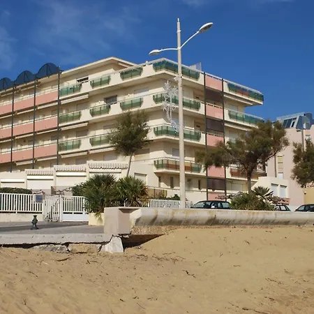 Apartment 4 Pers Avec Balcon, Parking, Tennis, Proche - - Fr-1-803-27 *